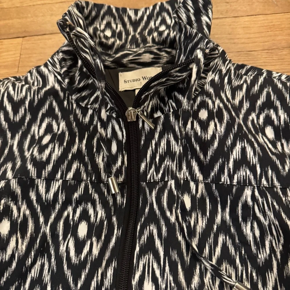Studio Works black white full zip jacket size XLP b56